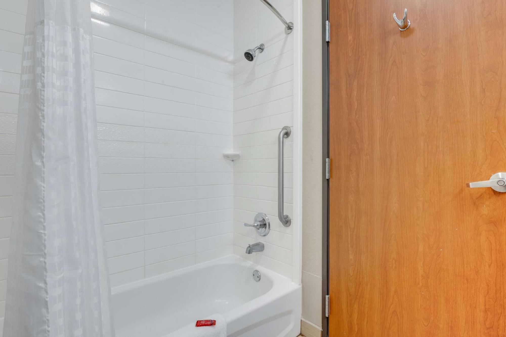 Surestay Plus Hotel By Best Western Owasso Tulsa North Esterno foto