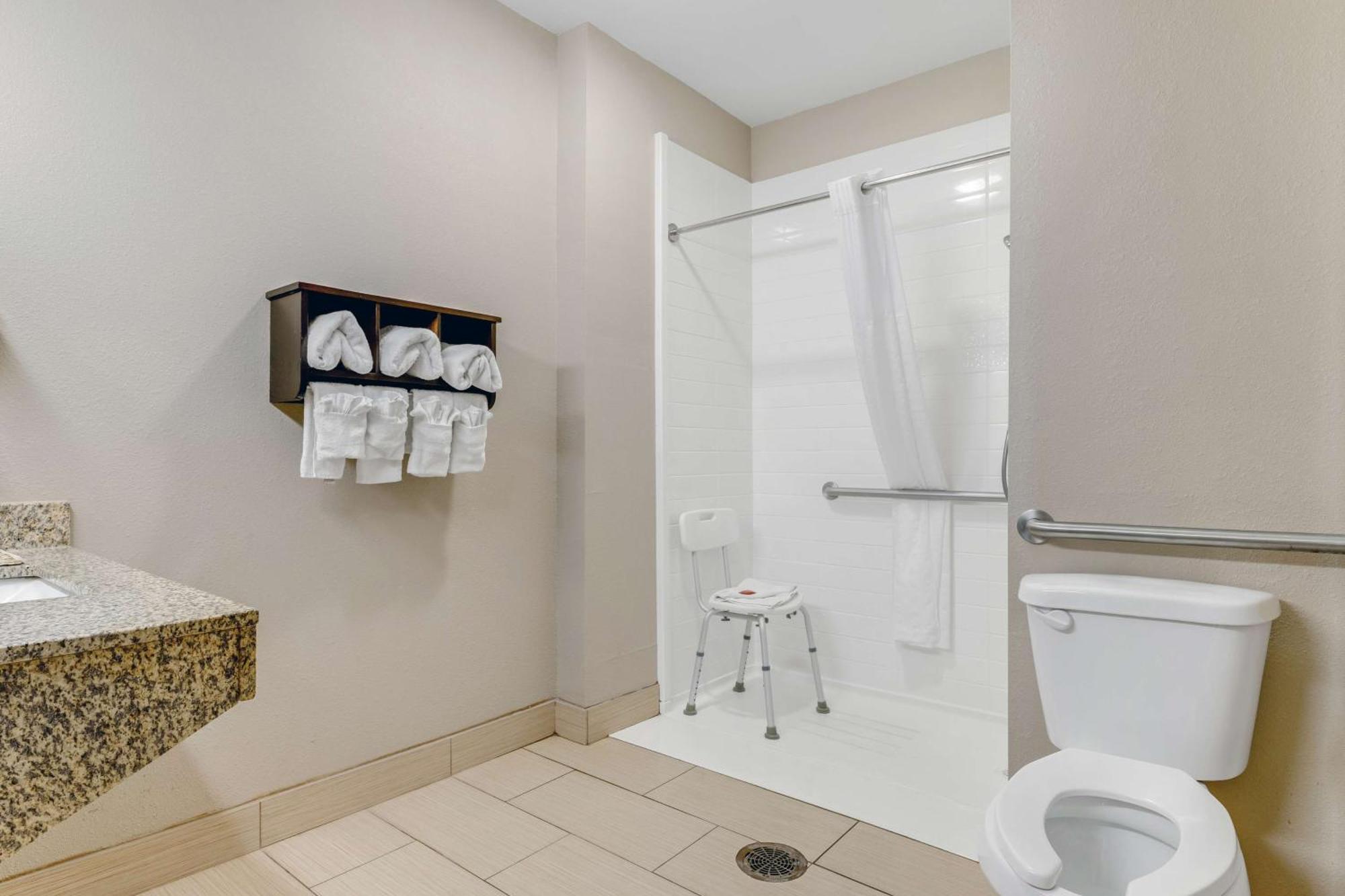 Surestay Plus Hotel By Best Western Owasso Tulsa North Esterno foto